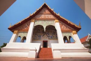 Klang Ming Mueang Temple, Roi Et